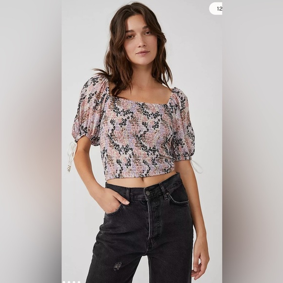 Free People Back On Top. Crop Top Floral Peasant Blouse. Women’s Size Medium - Picture 1 of 8
